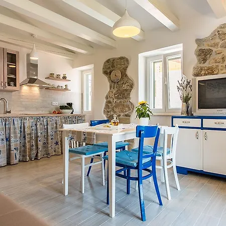 Bonaca Apartment Vrbnik (Primorje-Gorski Kotar)