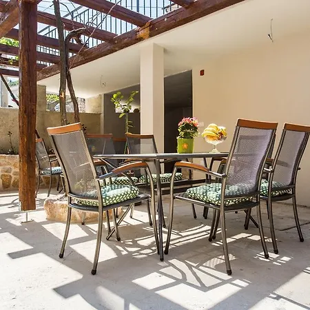 Apartment Bonaca Vrbnik (Primorje-Gorski Kotar)