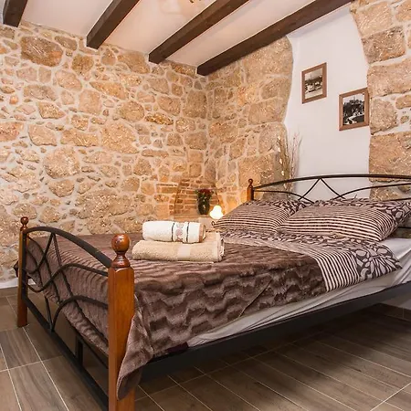 Apartment Bonaca Vrbnik (Primorje-Gorski Kotar)